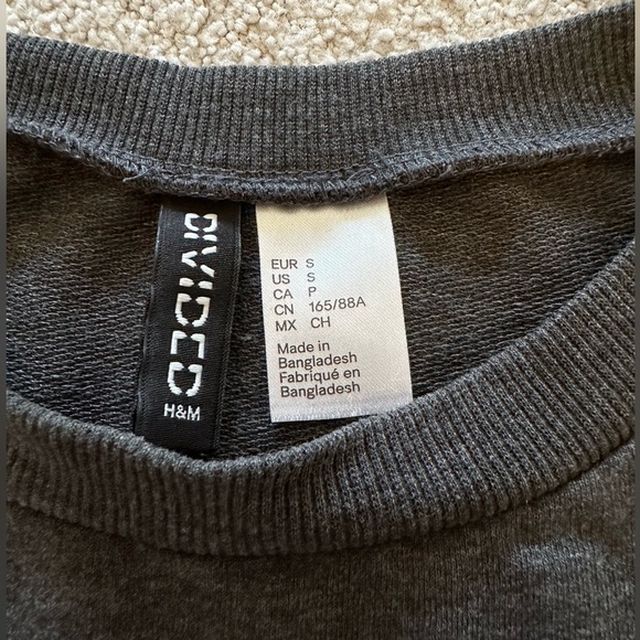 ‘With my witches’ Halloween Shirt - Picture 2 of 2